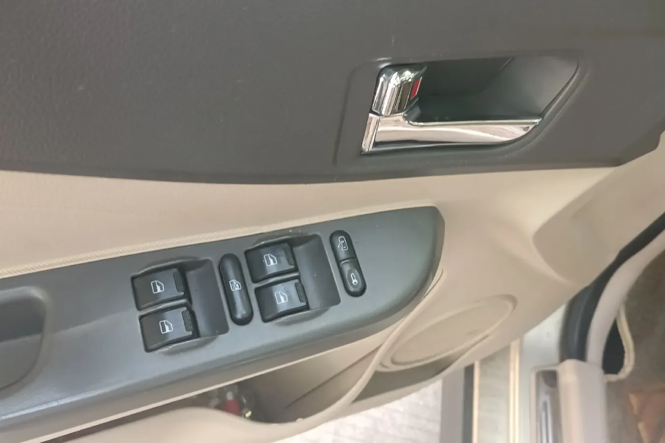 2014 Chery E5 1.5L 109HP L4 5MT,autocango,china used car exporter,china ev exporter,chinese used car exporter,chinese used ev exporter