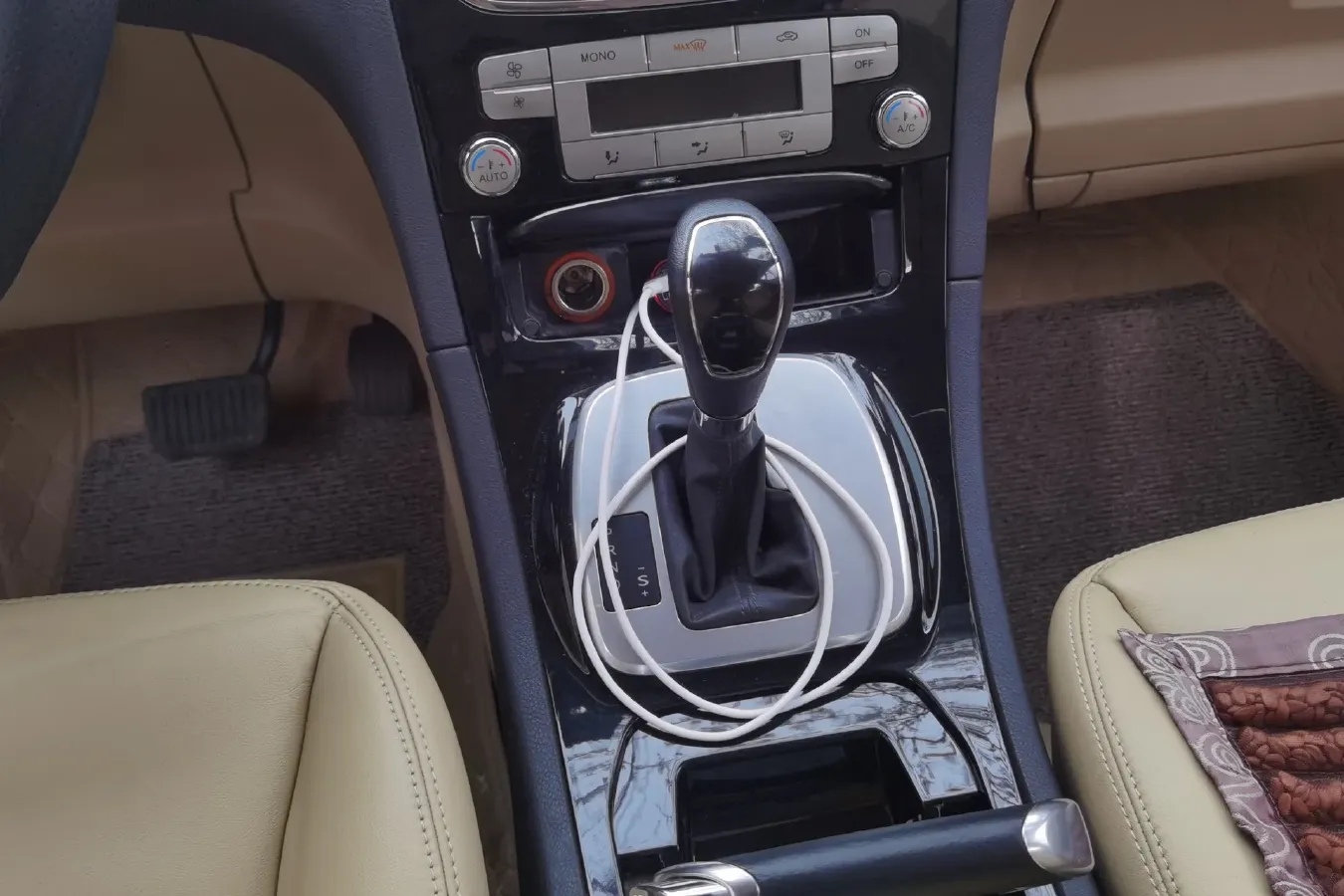 2008 Ford S-Max 2.3L 160HP L4 6AT,autocango,china used car exporter,china ev exporter,chinese used car exporter,chinese used ev exporter