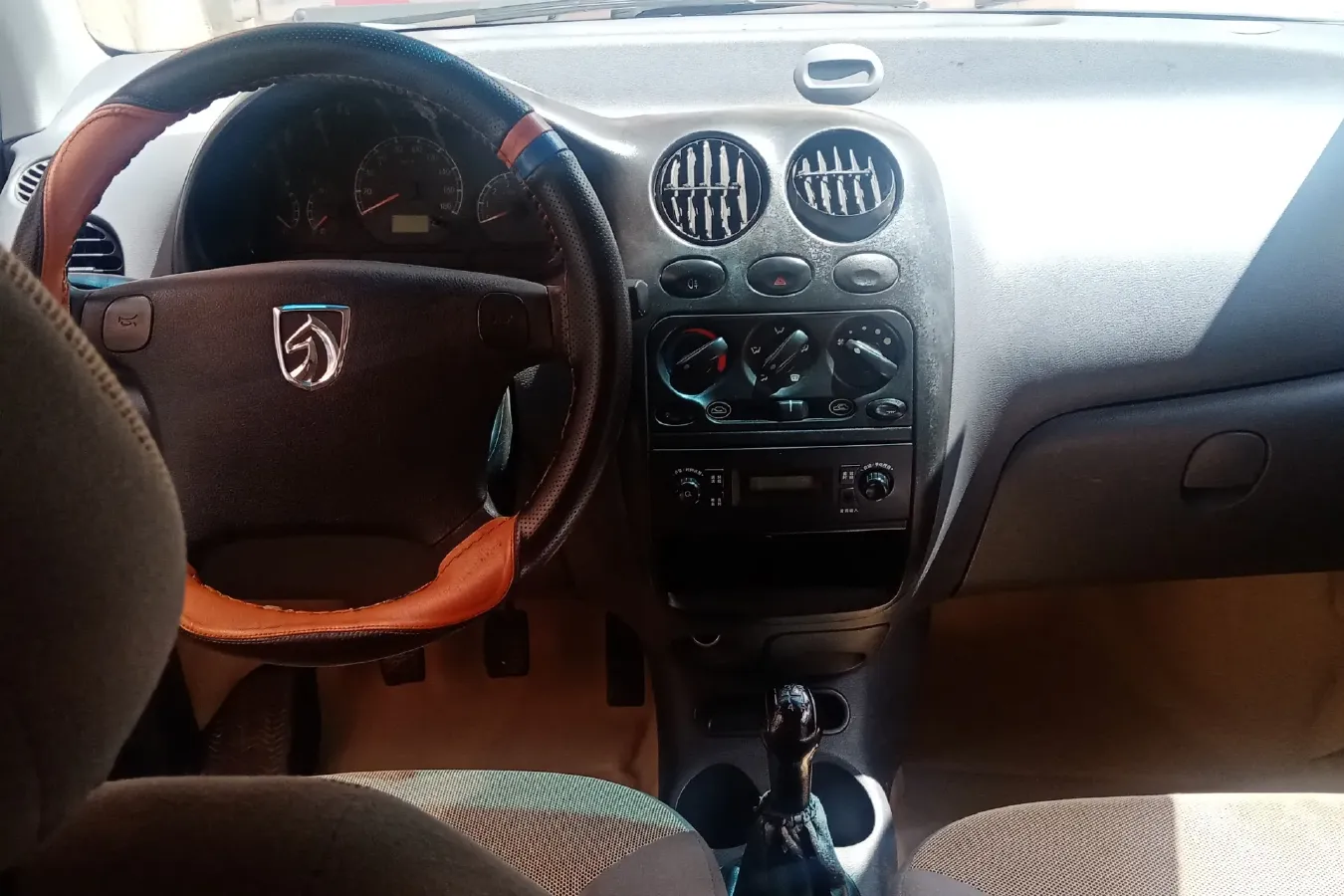 2012 BaoJun LeChi 1.0L 69HP L4 5MT,autocango,china used car exporter,china ev exporter,chinese used car exporter,chinese used ev exporter