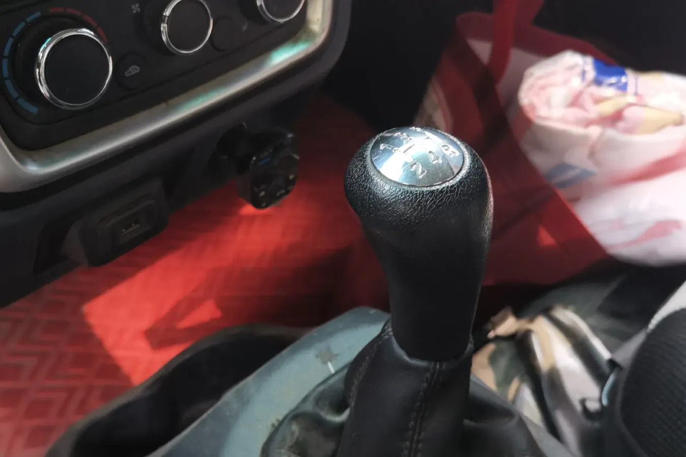 2021 JinBei T3 1.5L 102HP L4 5MT,autocango,china used car exporter,china ev exporter,chinese used car exporter,chinese used ev exporter