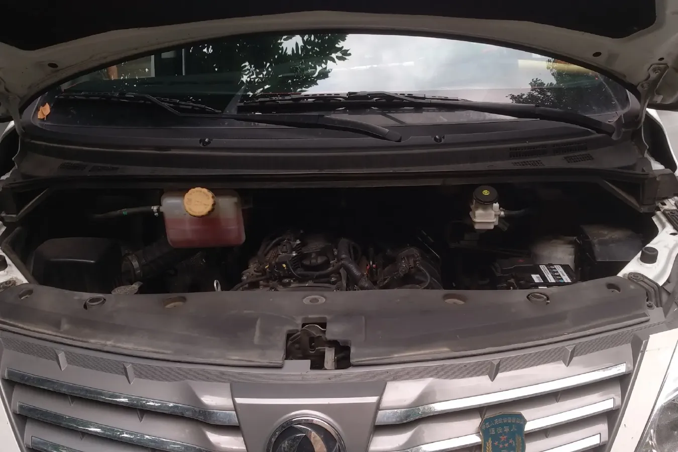 2021 DongFeng Forthing LingZhi Plus 2.0L 133HP L4 6MT,autocango,china used car exporter,china ev exporter,chinese used car exporter,chinese used ev exporter