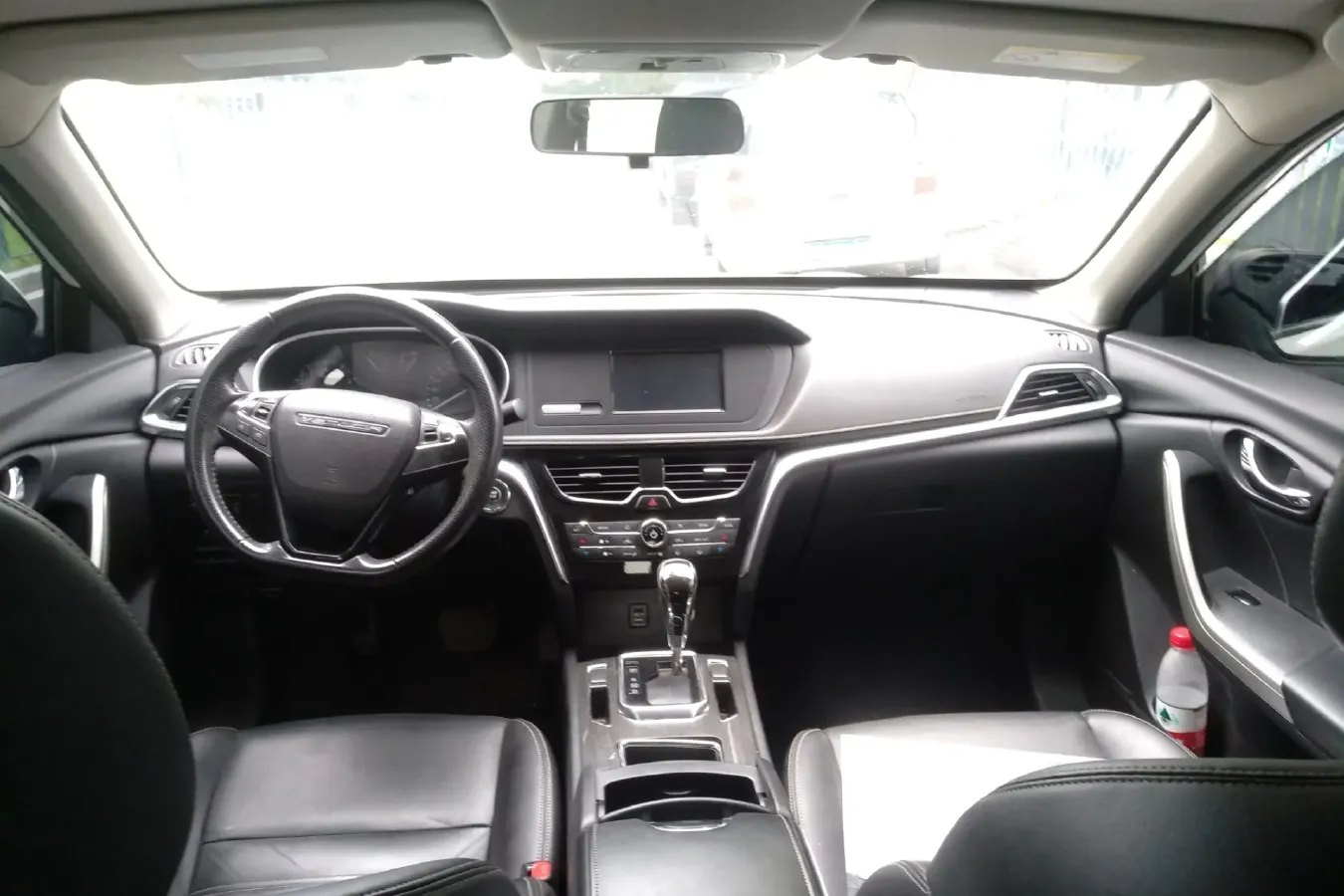 2017 Venucia T90 2.0L 144HP L4 CVT,autocango,china used car exporter,china ev exporter,chinese used car exporter,chinese used ev exporter