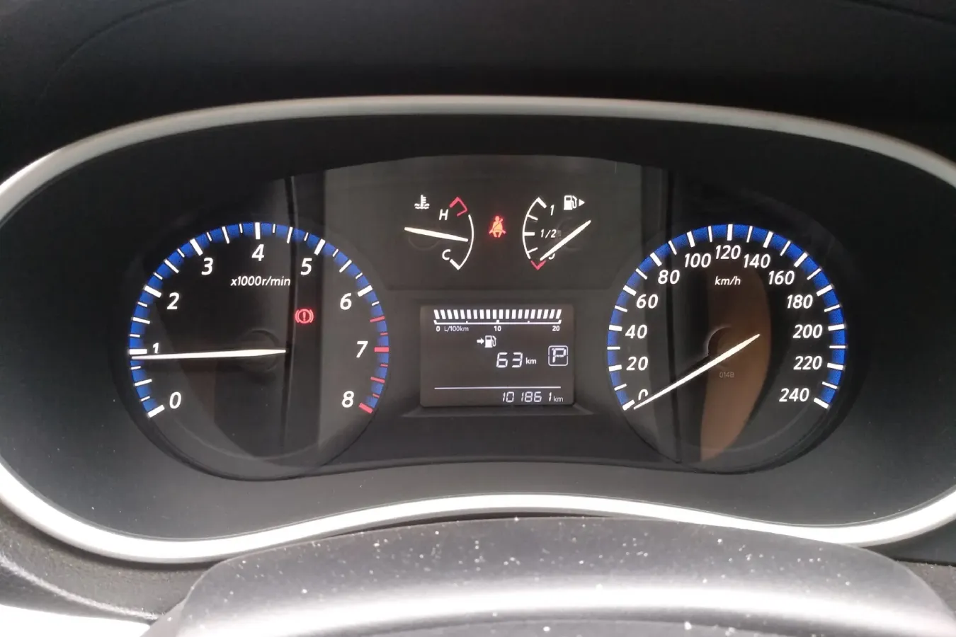 2017 Venucia T90 2.0L 144HP L4 CVT,autocango,china used car exporter,china ev exporter,chinese used car exporter,chinese used ev exporter