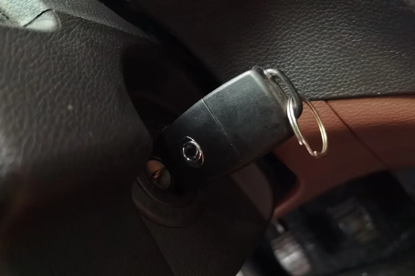 2016 DongFeng Forthing SX6 2.0L 147HP L4 5MT,autocango,china used car exporter,china ev exporter,chinese used car exporter,chinese used ev exporter