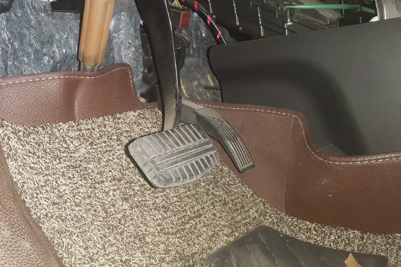 2013 GAC Trumpchi GA3 1.6L 122HP L4 4AT,autocango,china used car exporter,china ev exporter,chinese used car exporter,chinese used ev exporter