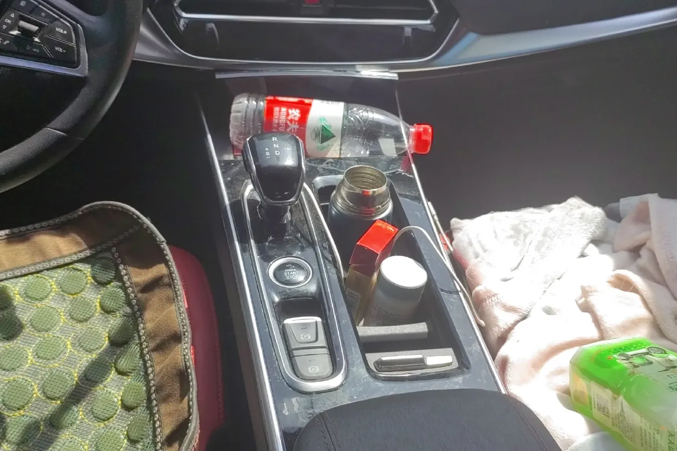 2021 Sehol X8 1.5T 184HP L4 6DCT,autocango,china used car exporter,china ev exporter,chinese used car exporter,chinese used ev exporter