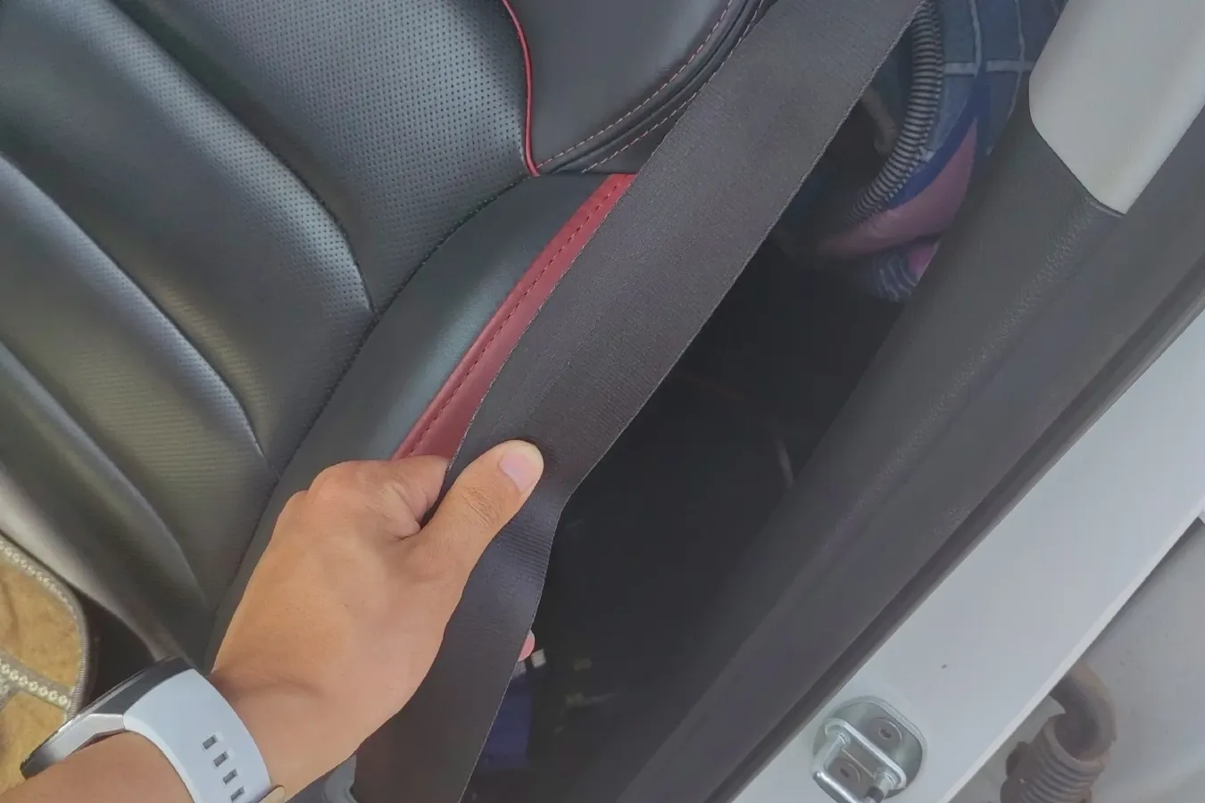 2021 Sehol X8 1.5T 184HP L4 6DCT,autocango,china used car exporter,china ev exporter,chinese used car exporter,chinese used ev exporter