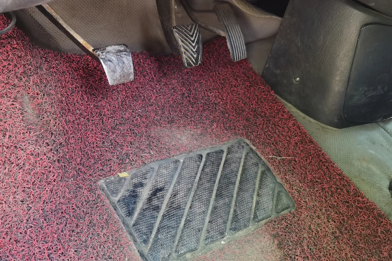 2011 JAC Refine 2.0L 136HP L4 5MT,autocango,china used car exporter,china ev exporter,chinese used car exporter,chinese used ev exporter