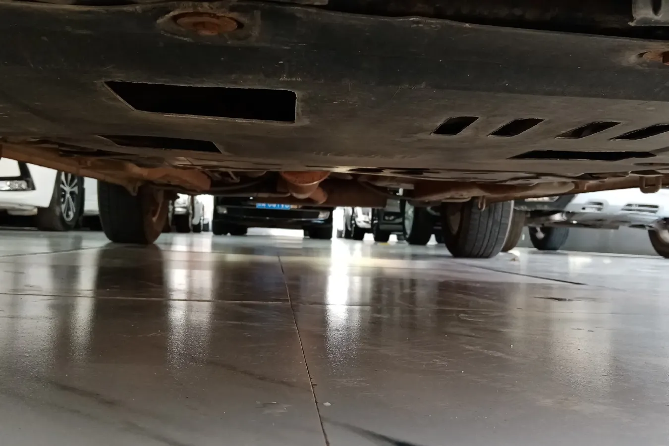 2012 Suzuki SX4 ShangYue 1.6L 109HP L4 5MT,autocango,china used car exporter,china ev exporter,chinese used car exporter,chinese used ev exporter