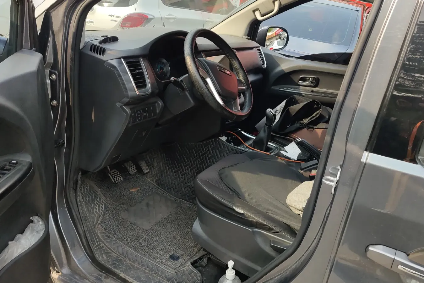 2021 JinBei Golden Sea Lion 1.5L 112HP L4 5MT,autocango,china used car exporter,china ev exporter,chinese used car exporter,chinese used ev exporter