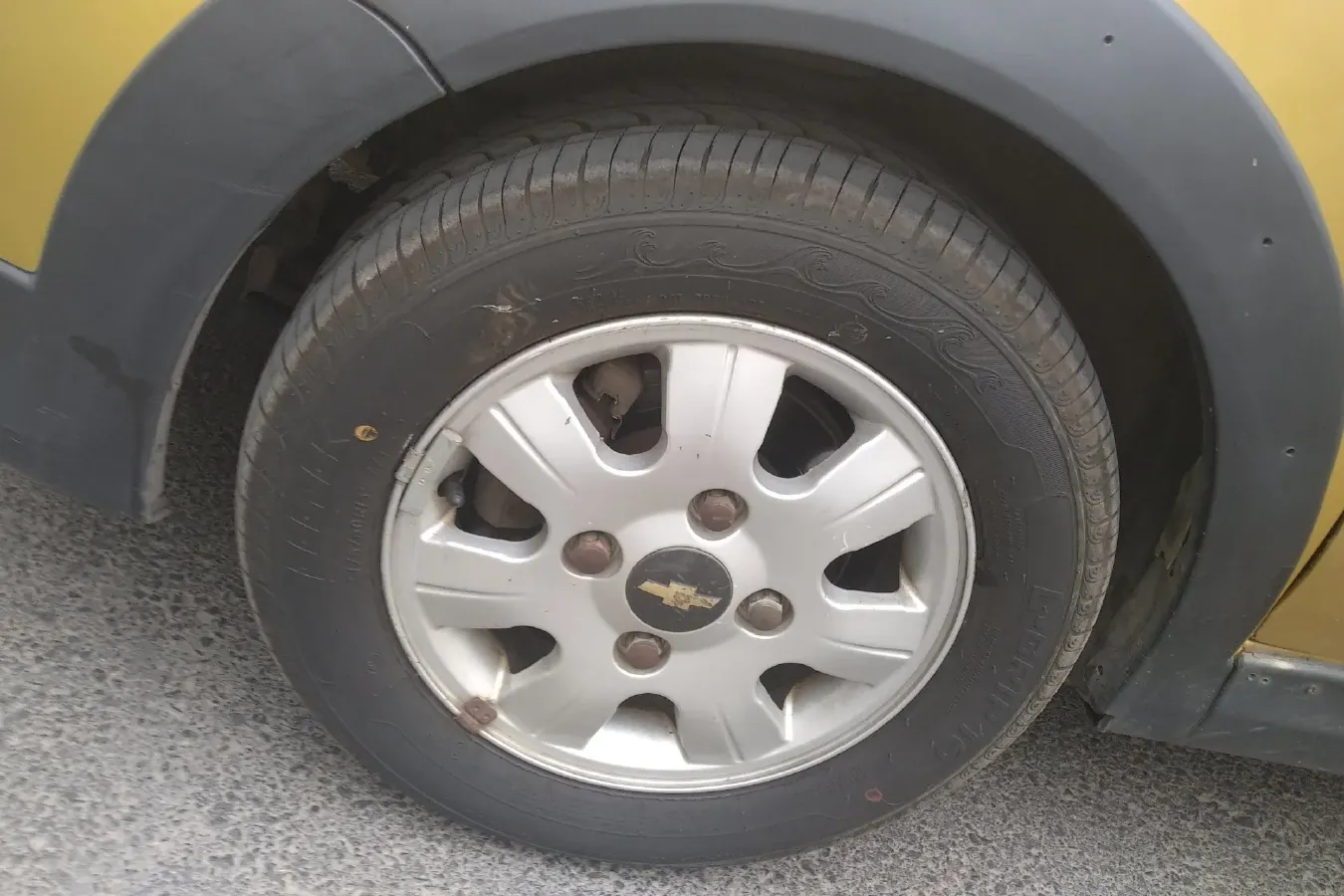 2010 BaoJun LeChi 1.2L 86HP L4 5MT,autocango,china used car exporter,china ev exporter,chinese used car exporter,chinese used ev exporter