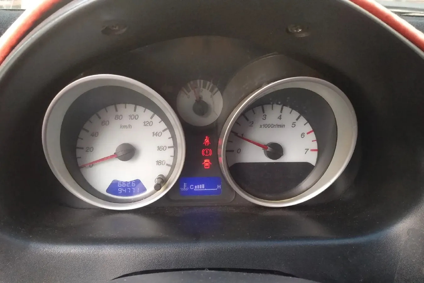 2010 BaoJun LeChi 1.2L 86HP L4 5MT,autocango,china used car exporter,china ev exporter,chinese used car exporter,chinese used ev exporter