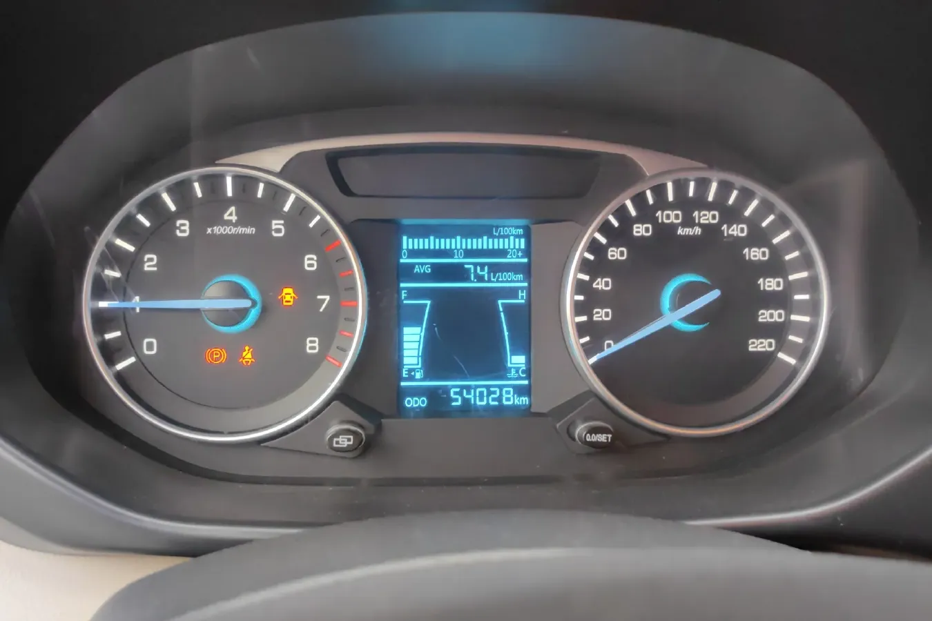 2016 Enranger 727 1.5L 112HP L4 5MT,autocango,china used car exporter,china ev exporter,chinese used car exporter,chinese used ev exporter