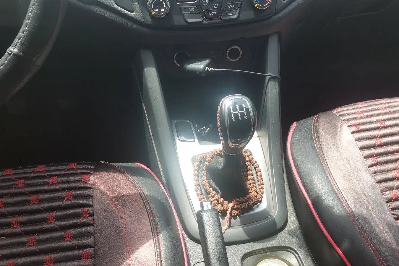 2017 KaiYi X5 1.5T 152HP L4 5MT,autocango,china used car exporter,china ev exporter,chinese used car exporter,chinese used ev exporter