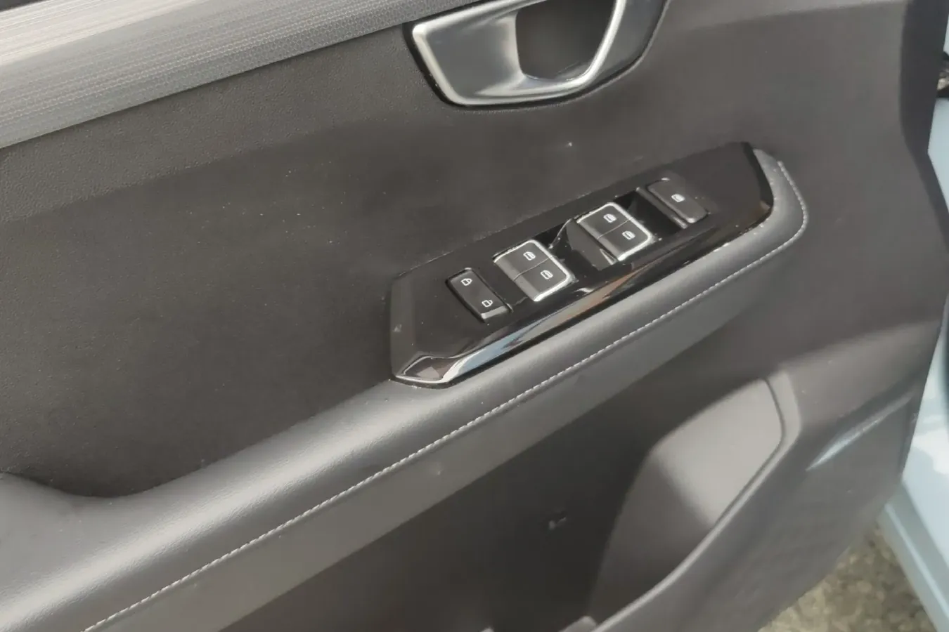 2021 WuLing XingChen 1.5T 147HP L4 CVT,autocango,china used car exporter,china ev exporter,chinese used car exporter,chinese used ev exporter