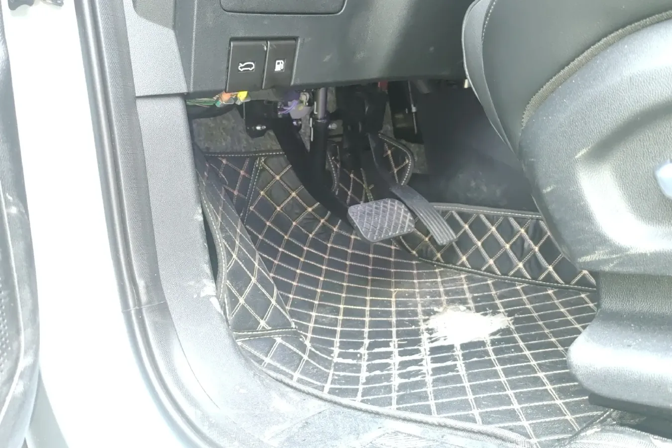 2021 WuLing XingChen 1.5T 147HP L4 CVT,autocango,china used car exporter,china ev exporter,chinese used car exporter,chinese used ev exporter