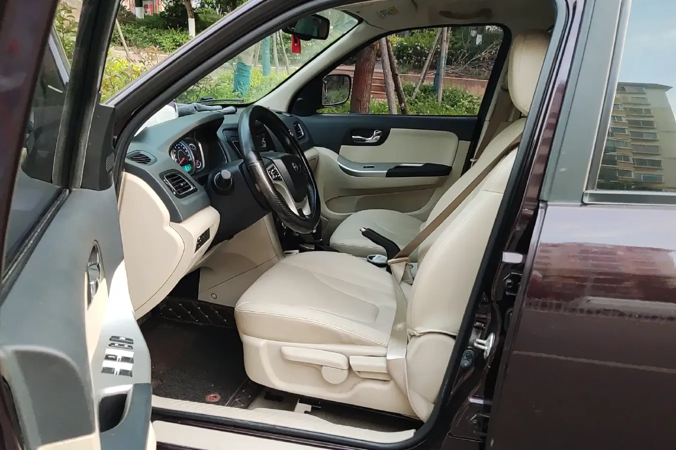 2015 HaiMa S7 2.0L 150HP L4 5AT,autocango,china used car exporter,china ev exporter,chinese used car exporter,chinese used ev exporter