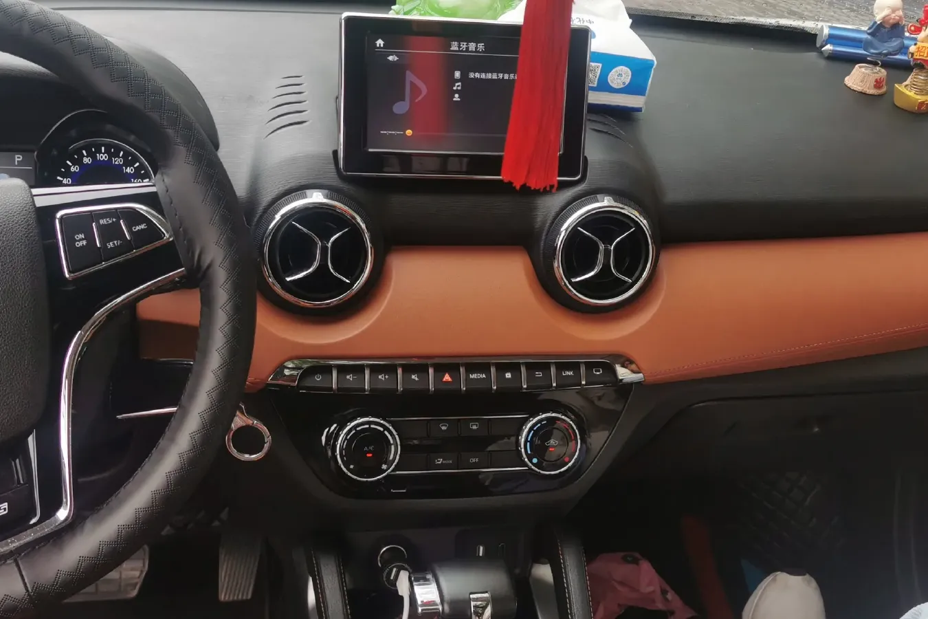 2016 BeiJing Auto Senova X35 1.5L 116HP L4 4AT,autocango,china used car exporter,china ev exporter,chinese used car exporter,chinese used ev exporter