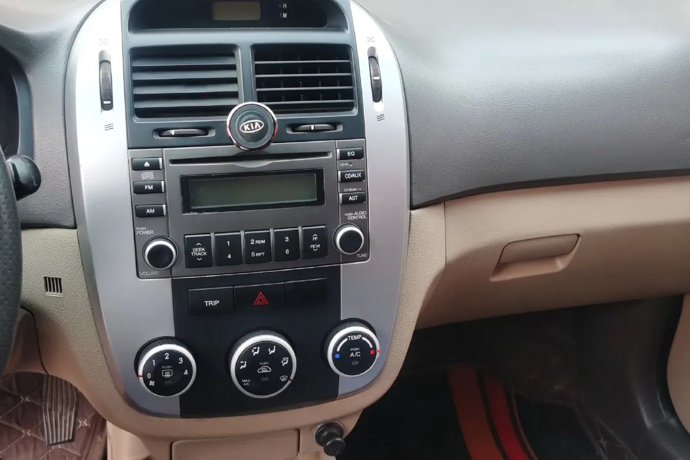 2010 Kia Cerato 1.6L 112HP L4 5MT,autocango,china used car exporter,china ev exporter,chinese used car exporter,chinese used ev exporter