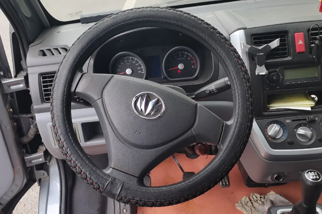 2014 NLM Motor QiTeng M70 1.2L 91HP L4 5MT,autocango,china used car exporter,china ev exporter,chinese used car exporter,chinese used ev exporter