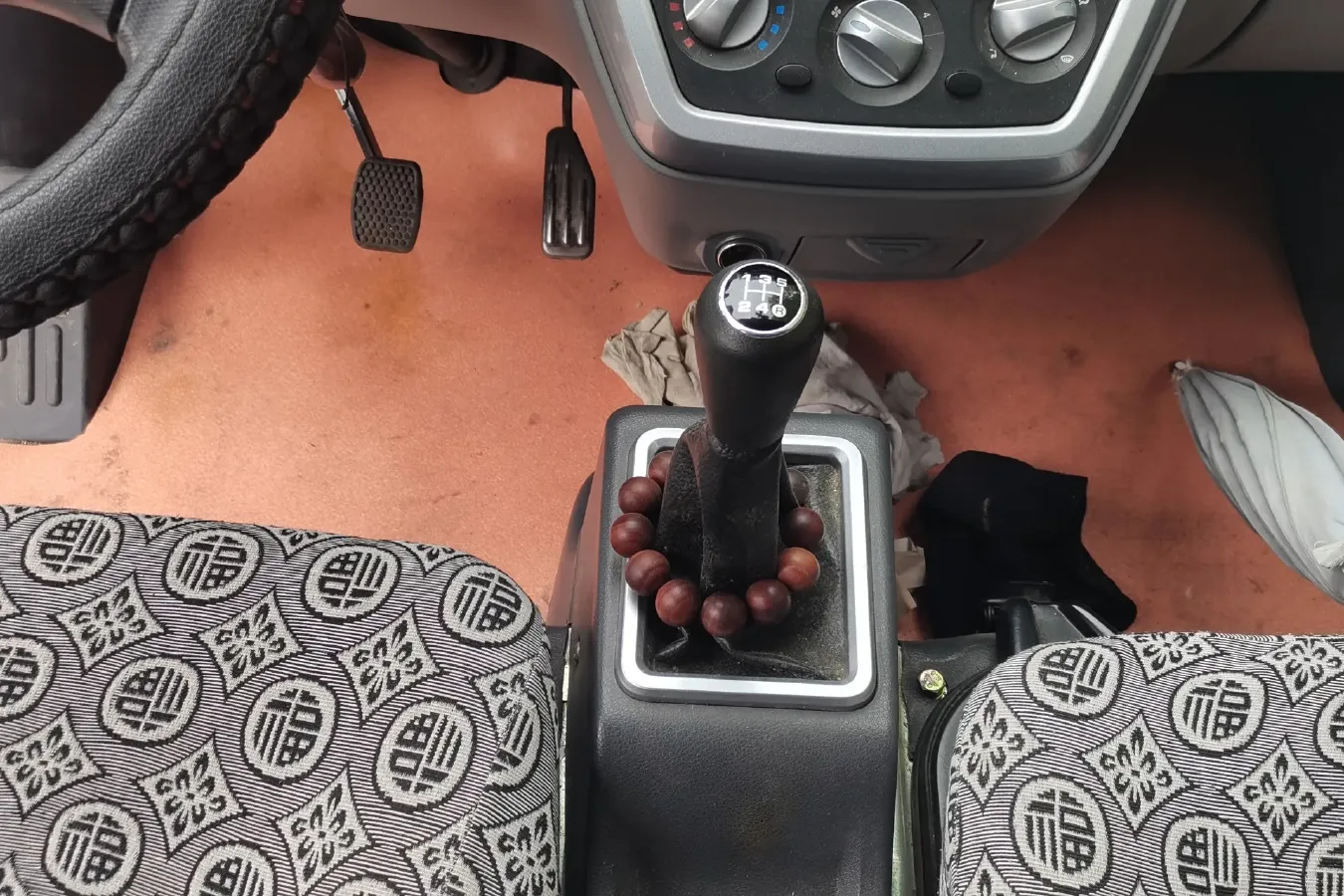 2014 NLM Motor QiTeng M70 1.2L 91HP L4 5MT,autocango,china used car exporter,china ev exporter,chinese used car exporter,chinese used ev exporter