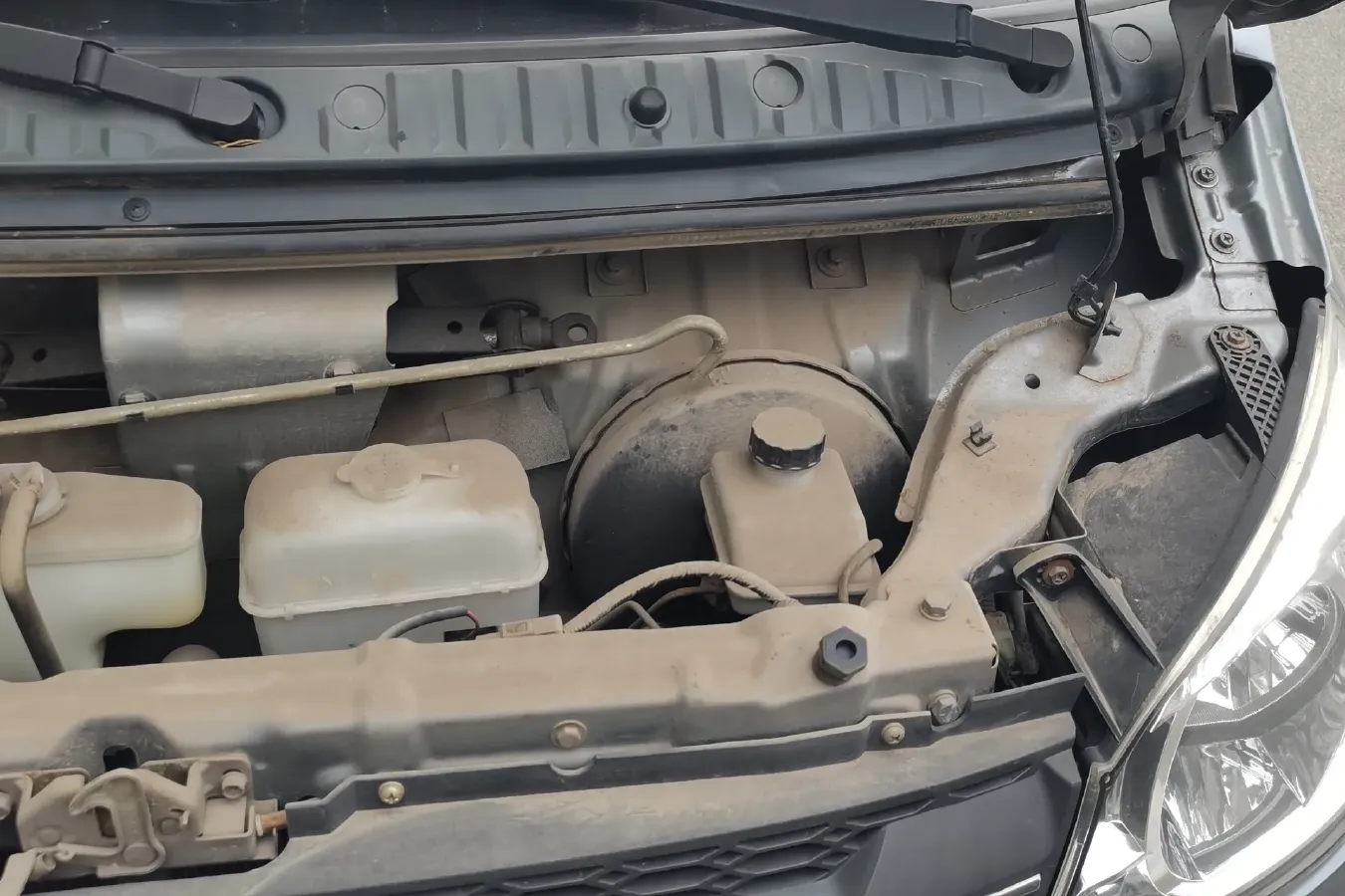 2014 NLM Motor QiTeng M70 1.2L 91HP L4 5MT,autocango,china used car exporter,china ev exporter,chinese used car exporter,chinese used ev exporter