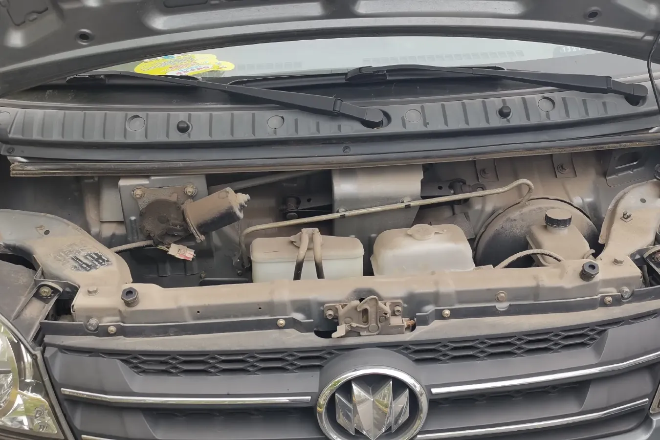 2014 NLM Motor QiTeng M70 1.2L 91HP L4 5MT,autocango,china used car exporter,china ev exporter,chinese used car exporter,chinese used ev exporter