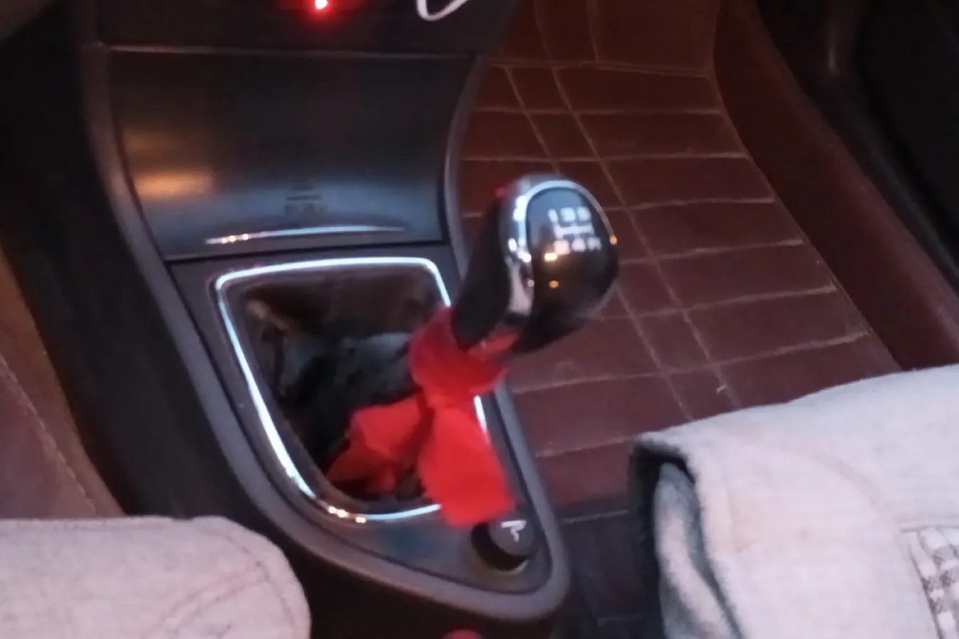 2013 DongFeng Aeolus S30 1.5L 116HP L4 5MT,autocango,china used car exporter,china ev exporter,chinese used car exporter,chinese used ev exporter