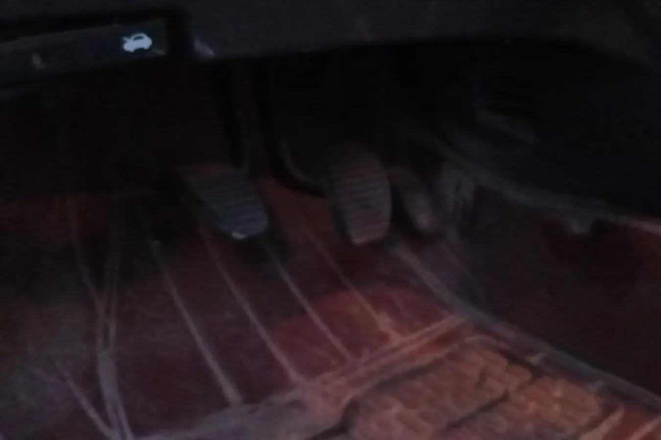 2013 DongFeng Aeolus S30 1.5L 116HP L4 5MT,autocango,china used car exporter,china ev exporter,chinese used car exporter,chinese used ev exporter