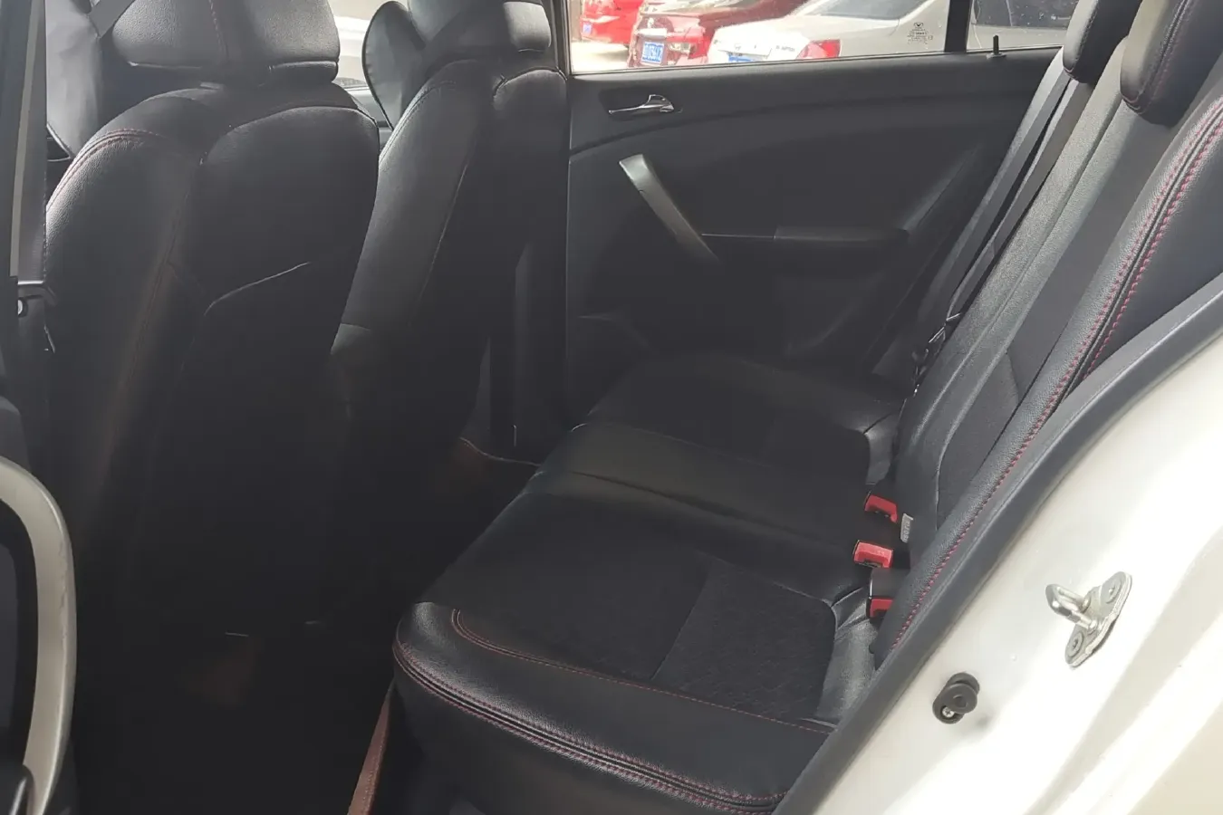 2015 KaiYi C3 1.5L 109HP L4 5AMT,autocango,china used car exporter,china ev exporter,chinese used car exporter,chinese used ev exporter