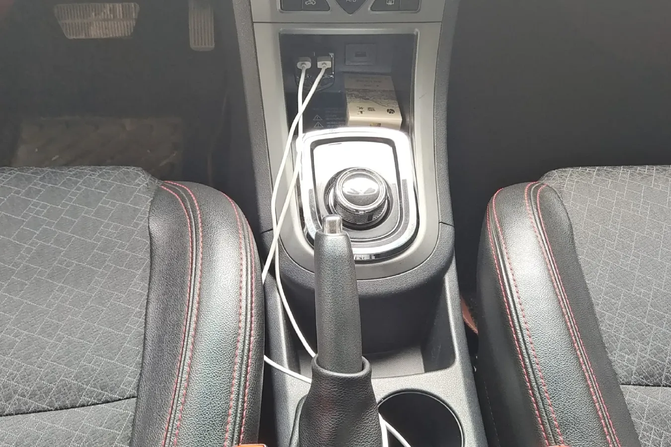 2015 KaiYi C3 1.5L 109HP L4 5AMT,autocango,china used car exporter,china ev exporter,chinese used car exporter,chinese used ev exporter
