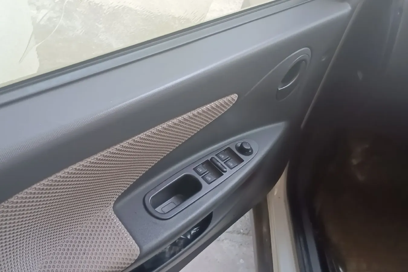 2010 Chery X1 1.3L 84HP L4 5MT,autocango,china used car exporter,china ev exporter,chinese used car exporter,chinese used ev exporter