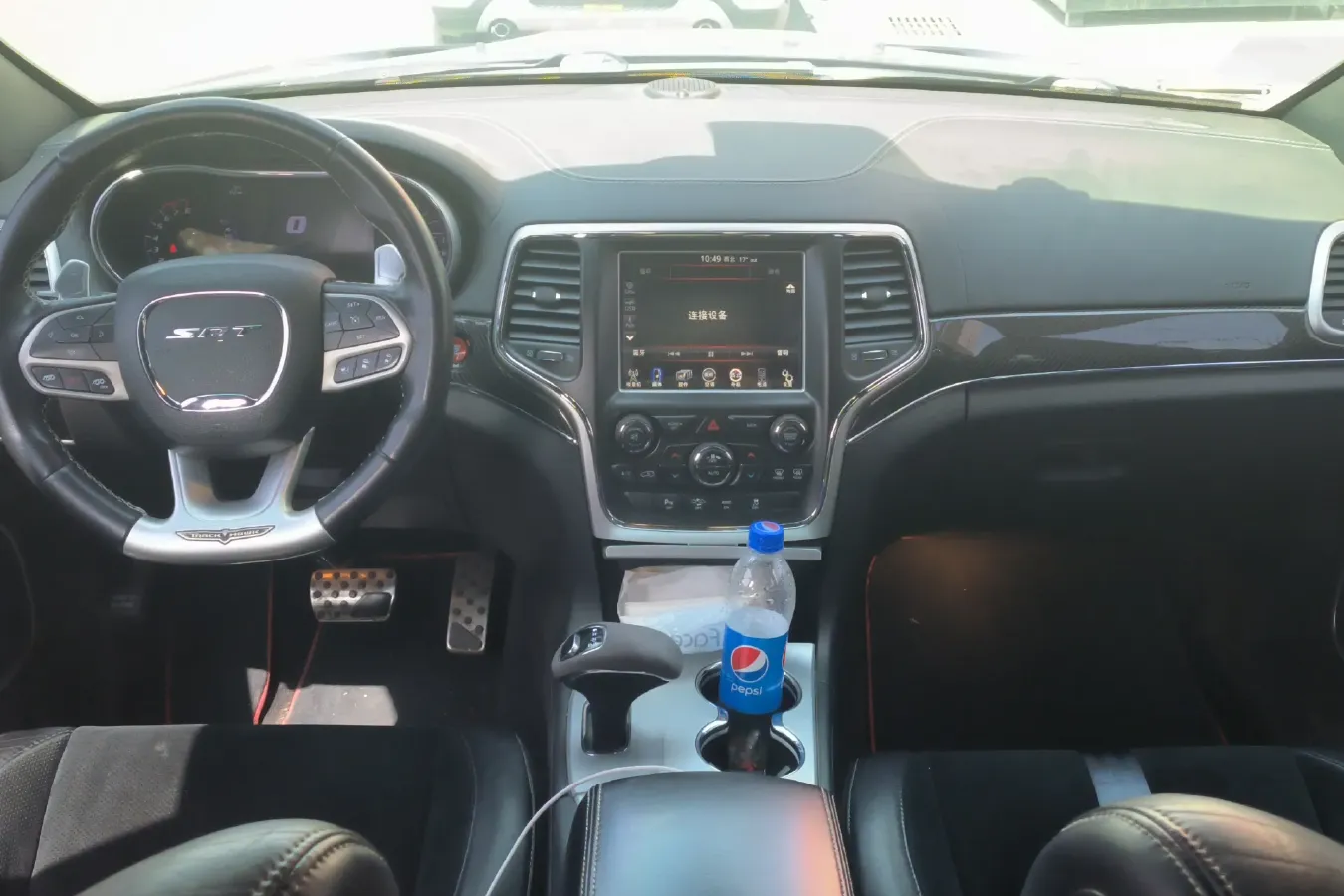 2014 Jeep Grand Cherokee SRT 6.4L 468HP V8 8AT,autocango,china used car exporter,china ev exporter,chinese used car exporter,chinese used ev exporter