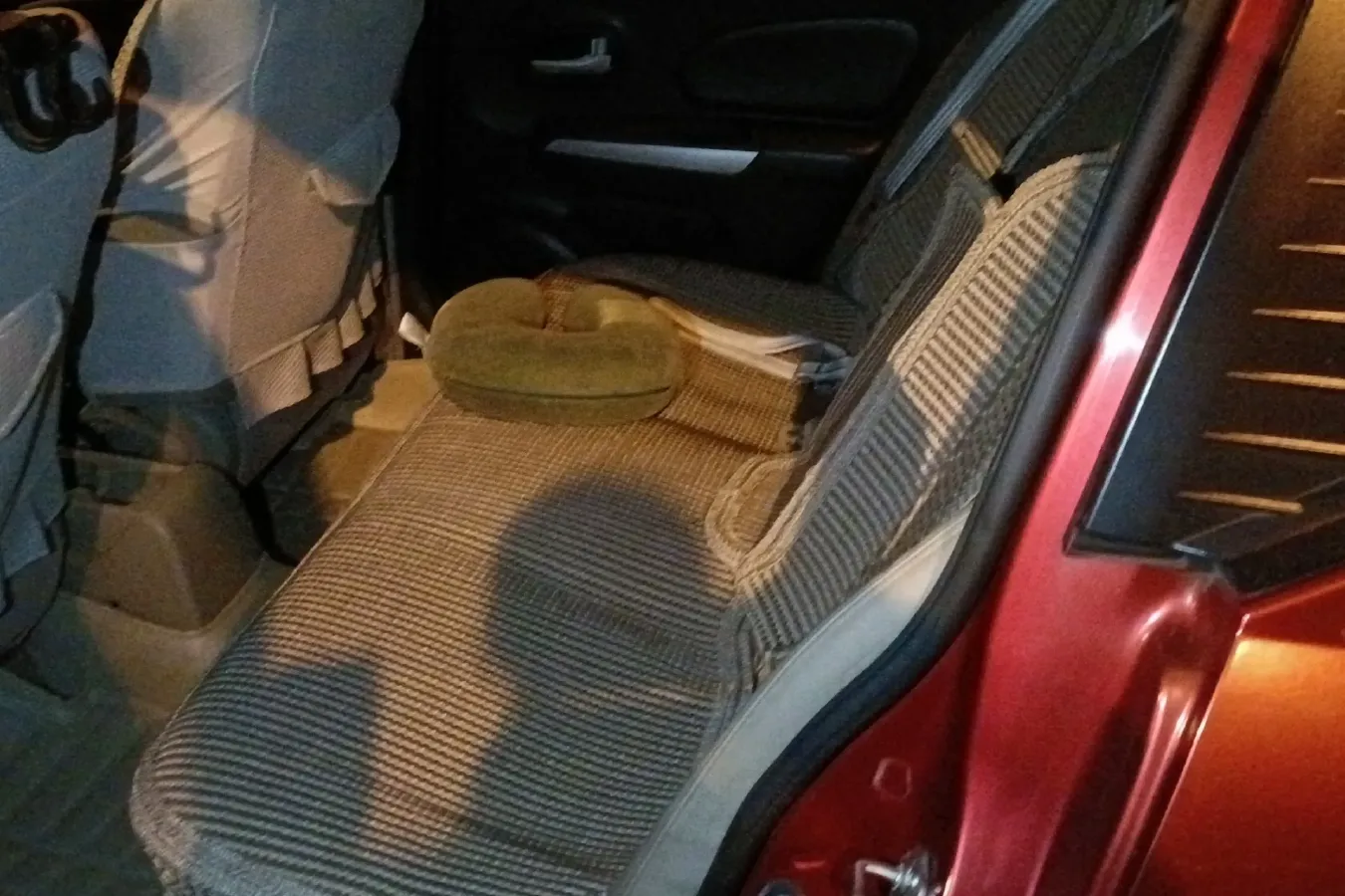 2013 Venucia R50 1.6L 117HP L4 4AT,autocango,china used car exporter,china ev exporter,chinese used car exporter,chinese used ev exporter