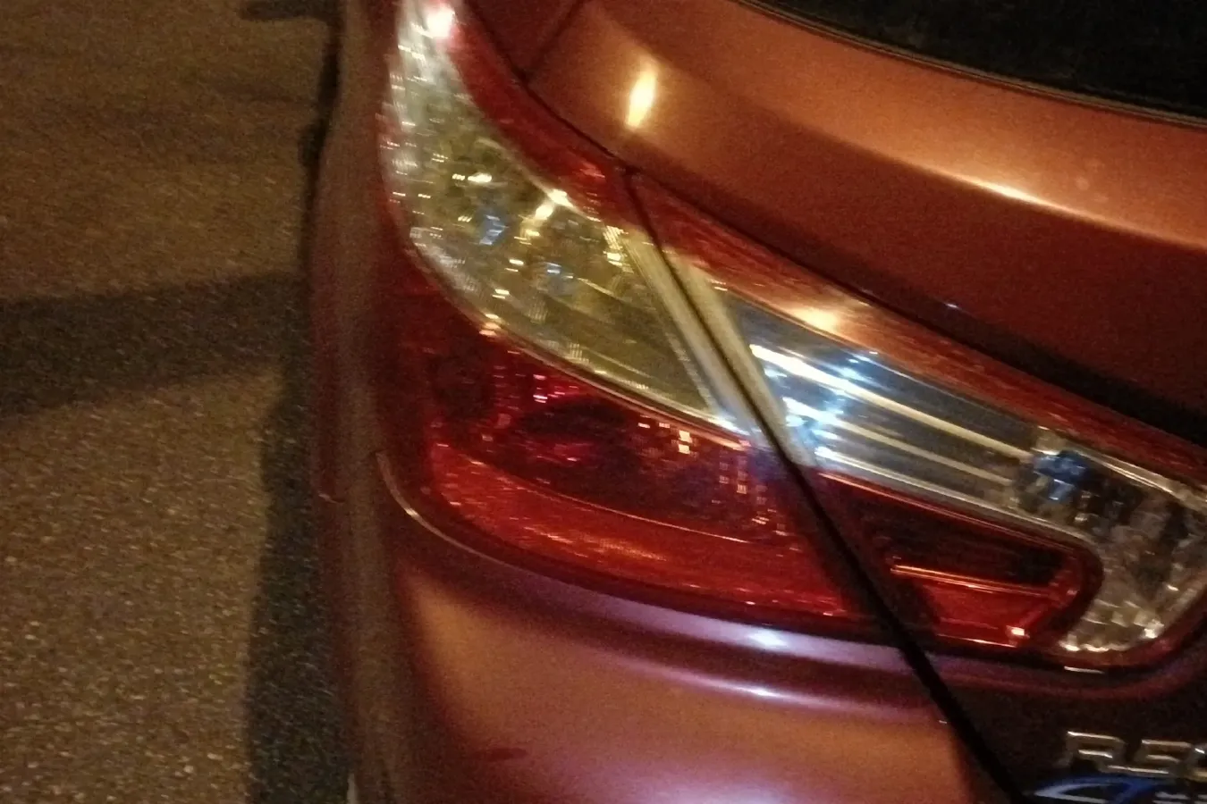 2013 Venucia R50 1.6L 117HP L4 4AT,autocango,china used car exporter,china ev exporter,chinese used car exporter,chinese used ev exporter