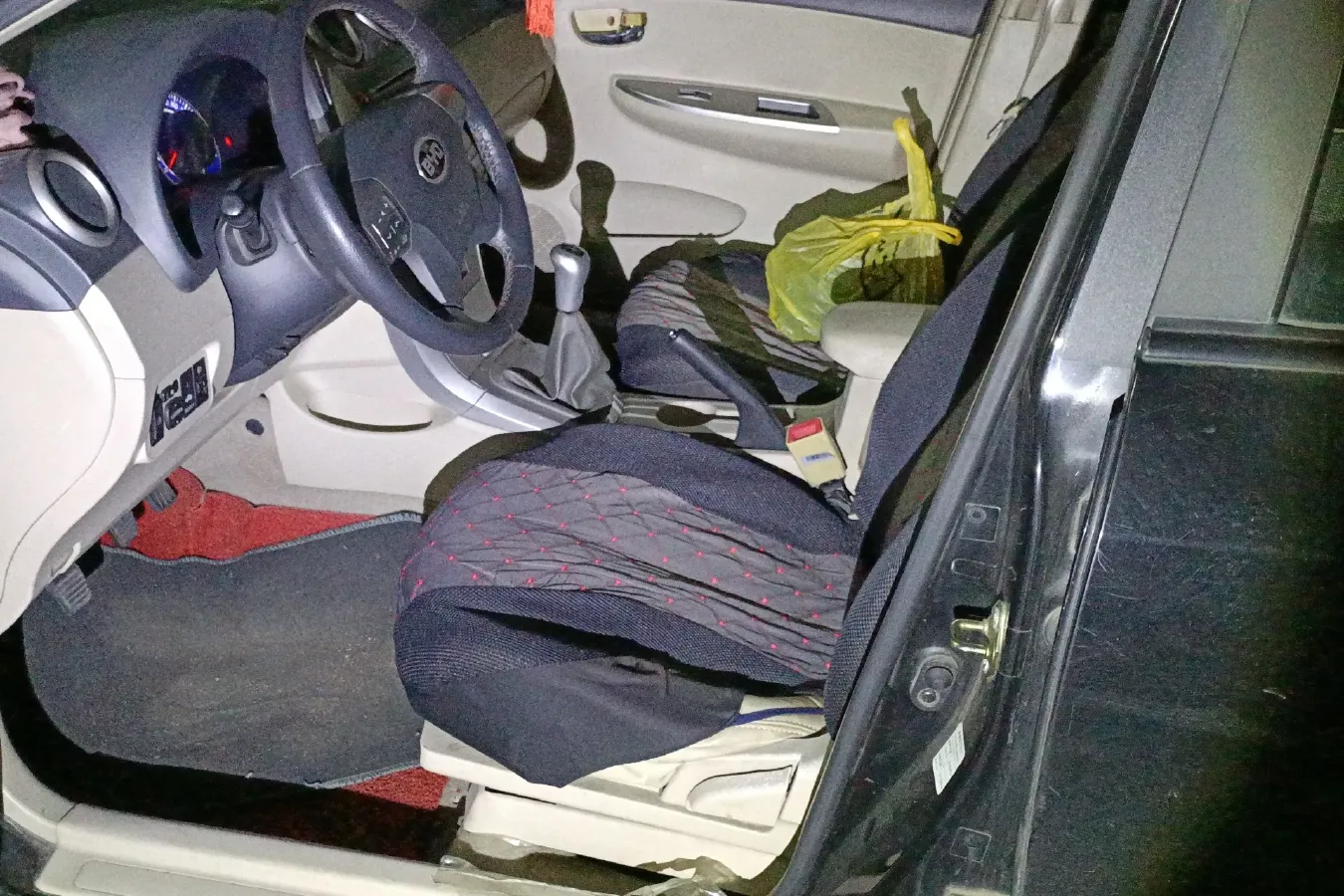 2012 BYD G3 1.5L 109HP L4 5MT,autocango,china used car exporter,china ev exporter,chinese used car exporter,chinese used ev exporter