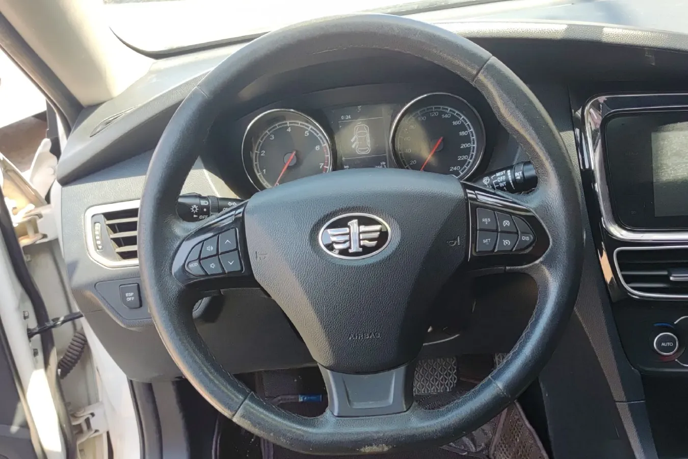 2016 FAW Jumpal A70 1.6L 113HP L4 6AT,autocango,china used car exporter,china ev exporter,chinese used car exporter,chinese used ev exporter