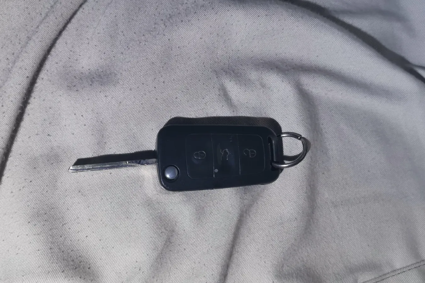 2006 Volkswagen Bora Classic 1.6L 100HP L4 4AT,autocango,china used car exporter,china ev exporter,chinese used car exporter,chinese used ev exporter