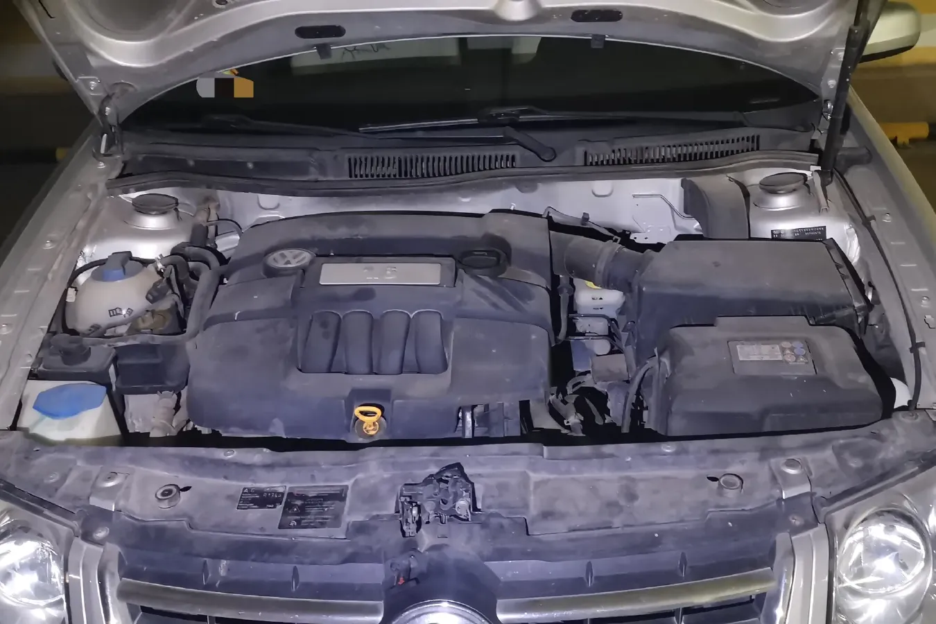 2006 Volkswagen Bora Classic 1.6L 100HP L4 4AT,autocango,china used car exporter,china ev exporter,chinese used car exporter,chinese used ev exporter