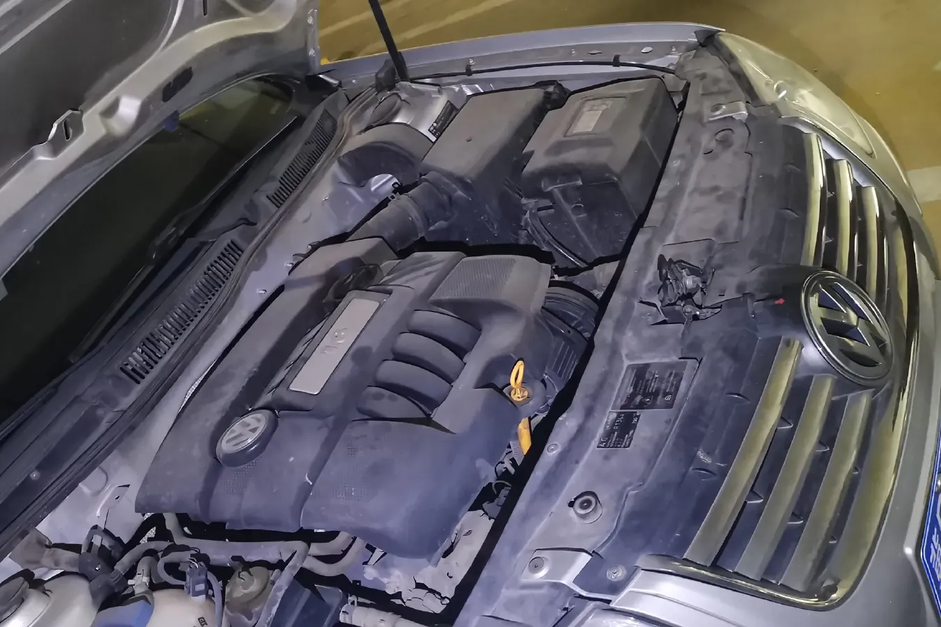 2006 Volkswagen Bora Classic 1.6L 100HP L4 4AT,autocango,china used car exporter,china ev exporter,chinese used car exporter,chinese used ev exporter