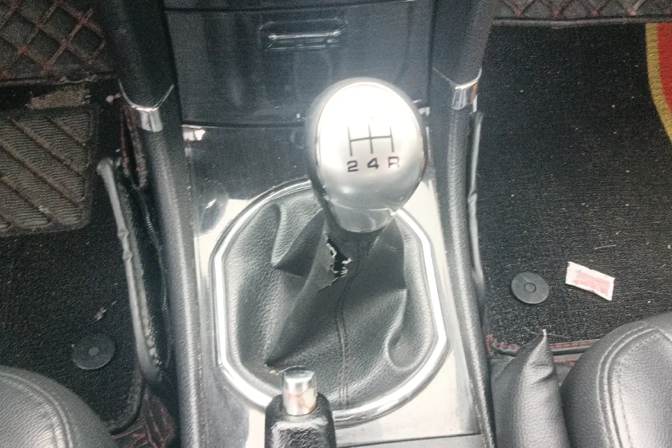 2014 Zotye Z300 1.5L 113HP L4 5MT,autocango,china used car exporter,china ev exporter,chinese used car exporter,chinese used ev exporter