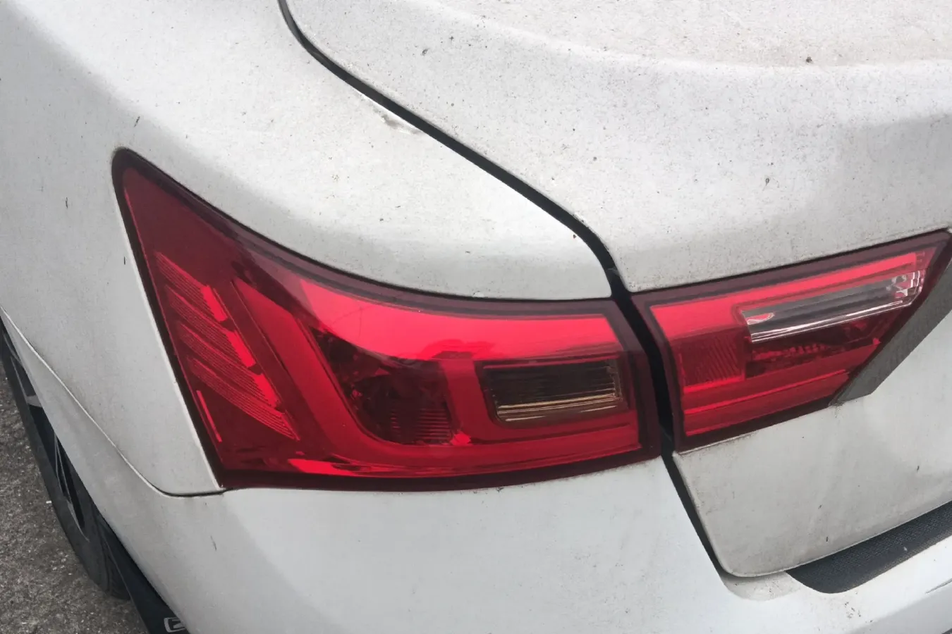 2014 Zotye Z300 1.5L 113HP L4 5MT,autocango,china used car exporter,china ev exporter,chinese used car exporter,chinese used ev exporter