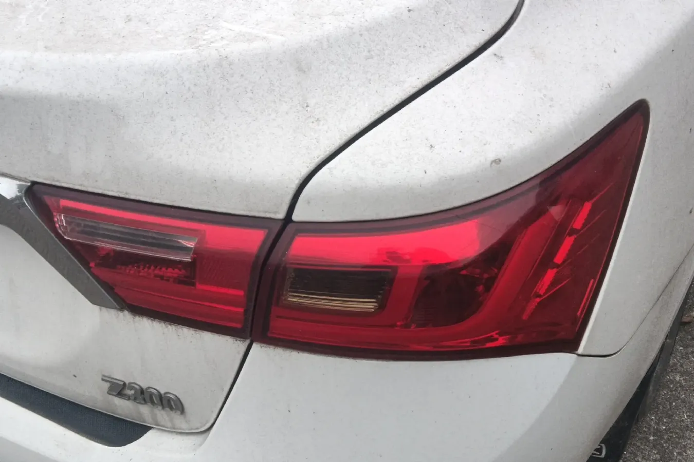 2014 Zotye Z300 1.5L 113HP L4 5MT,autocango,china used car exporter,china ev exporter,chinese used car exporter,chinese used ev exporter