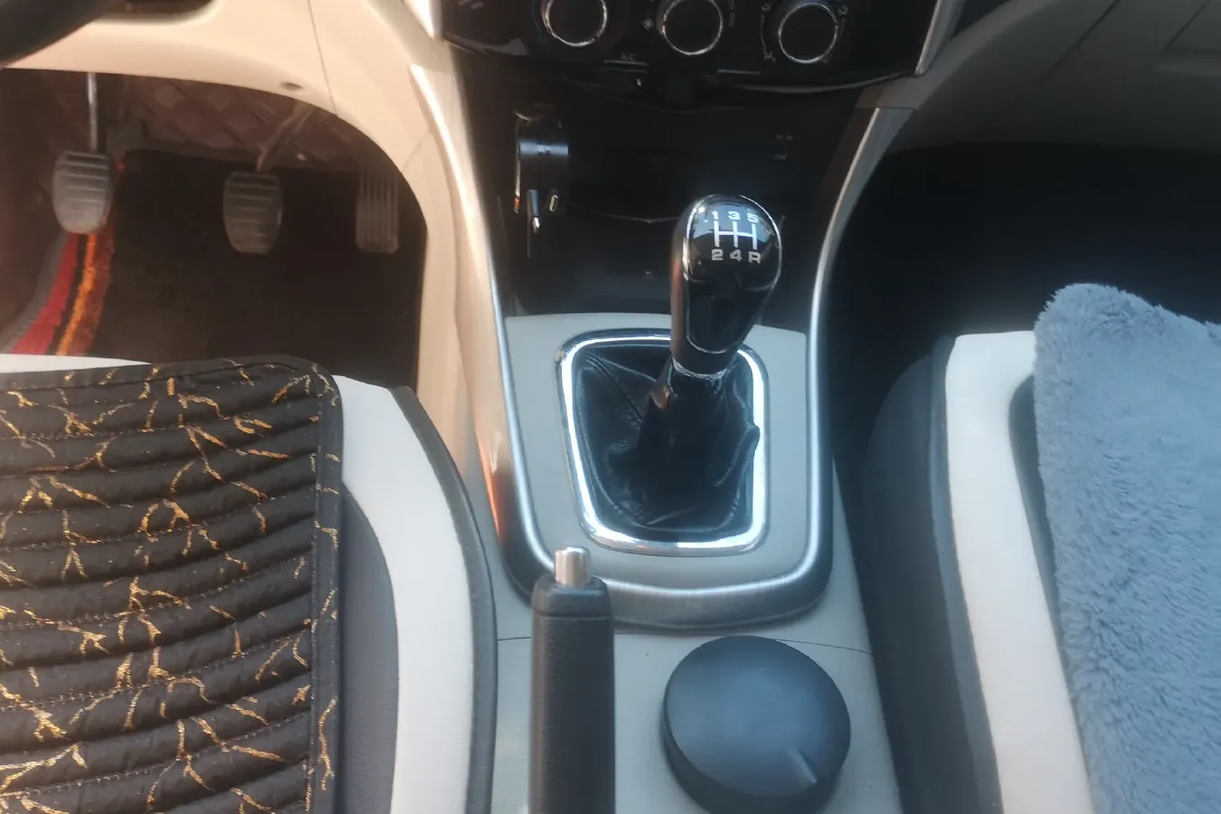 2016 DongFeng Forthing S500 1.6L 122HP L4 5MT,autocango,china used car exporter,china ev exporter,chinese used car exporter,chinese used ev exporter