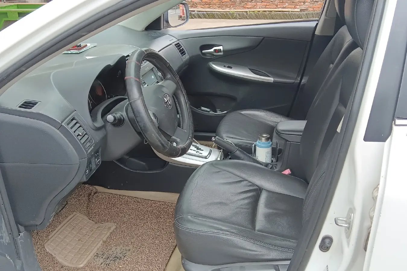 2012 Toyota Corolla 1.8L 140HP L4 CVT,autocango,china used car exporter,china ev exporter,chinese used car exporter,chinese used ev exporter