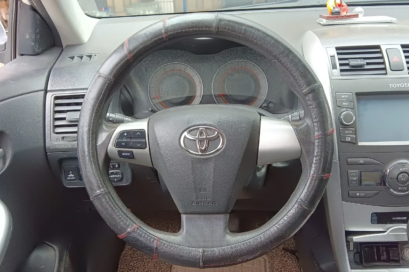 2012 Toyota Corolla 1.8L 140HP L4 CVT,autocango,china used car exporter,china ev exporter,chinese used car exporter,chinese used ev exporter