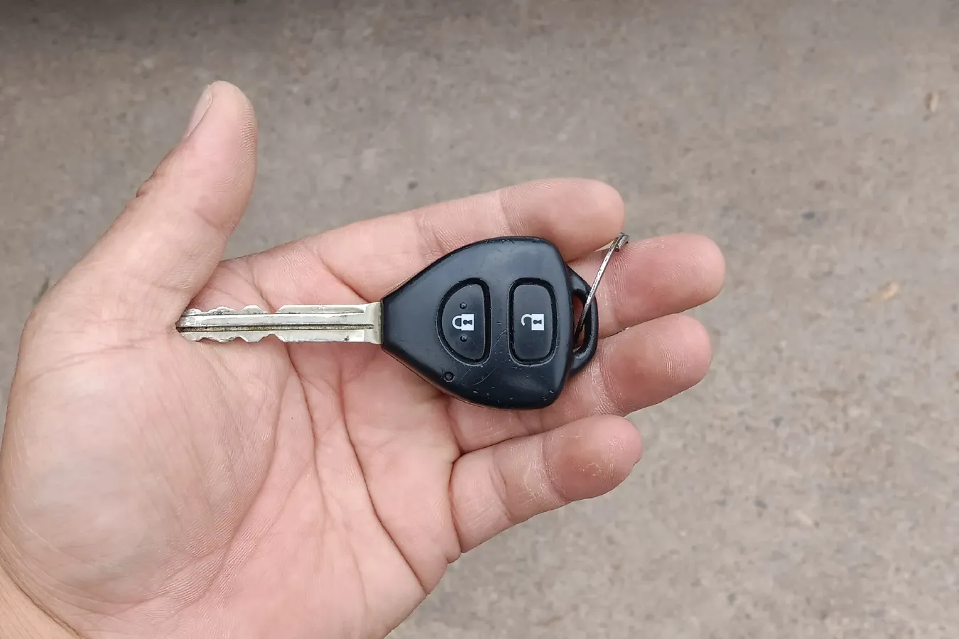 2012 Toyota Corolla 1.8L 140HP L4 CVT,autocango,china used car exporter,china ev exporter,chinese used car exporter,chinese used ev exporter