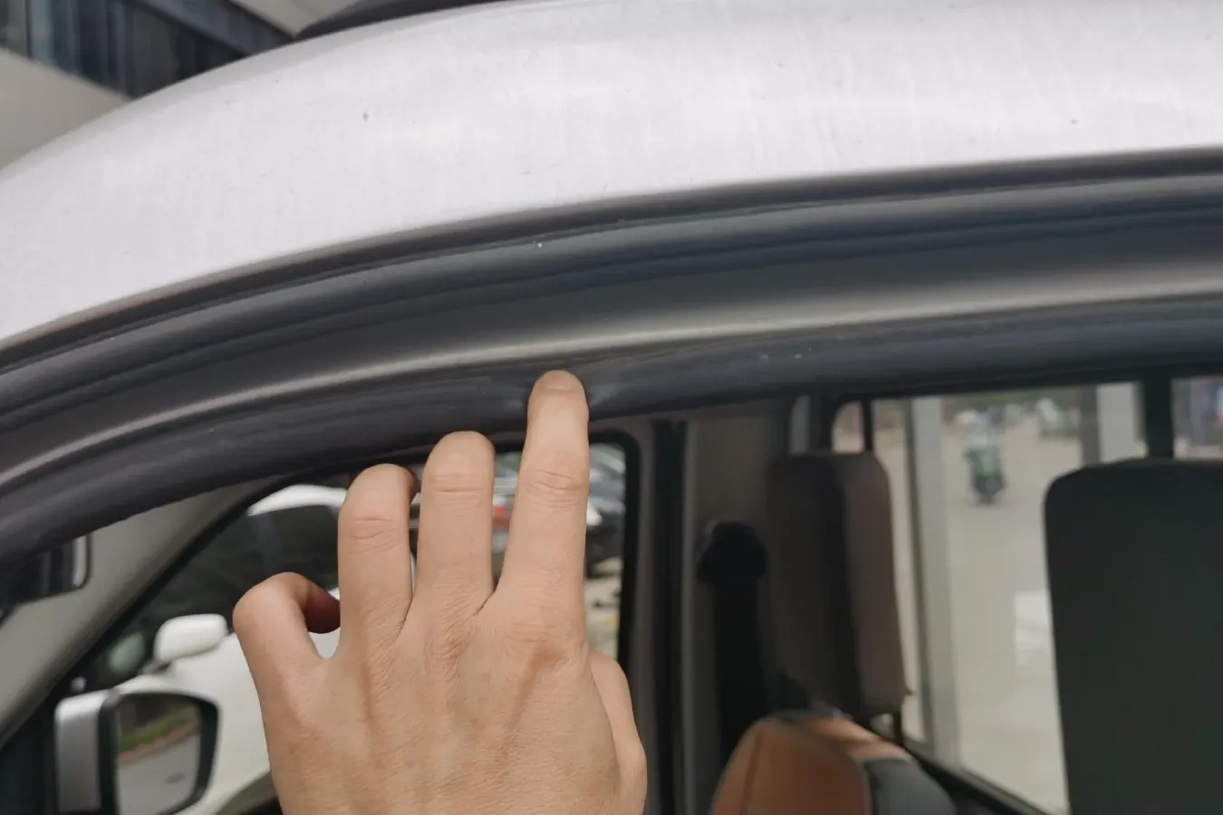 2021 Karry YouJin T5 1.5L 116HP L4 5MT,autocango,china used car exporter,china ev exporter,chinese used car exporter,chinese used ev exporter