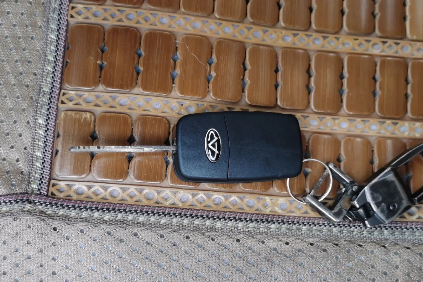 2021 Karry YouJin T5 1.5L 116HP L4 5MT,autocango,china used car exporter,china ev exporter,chinese used car exporter,chinese used ev exporter