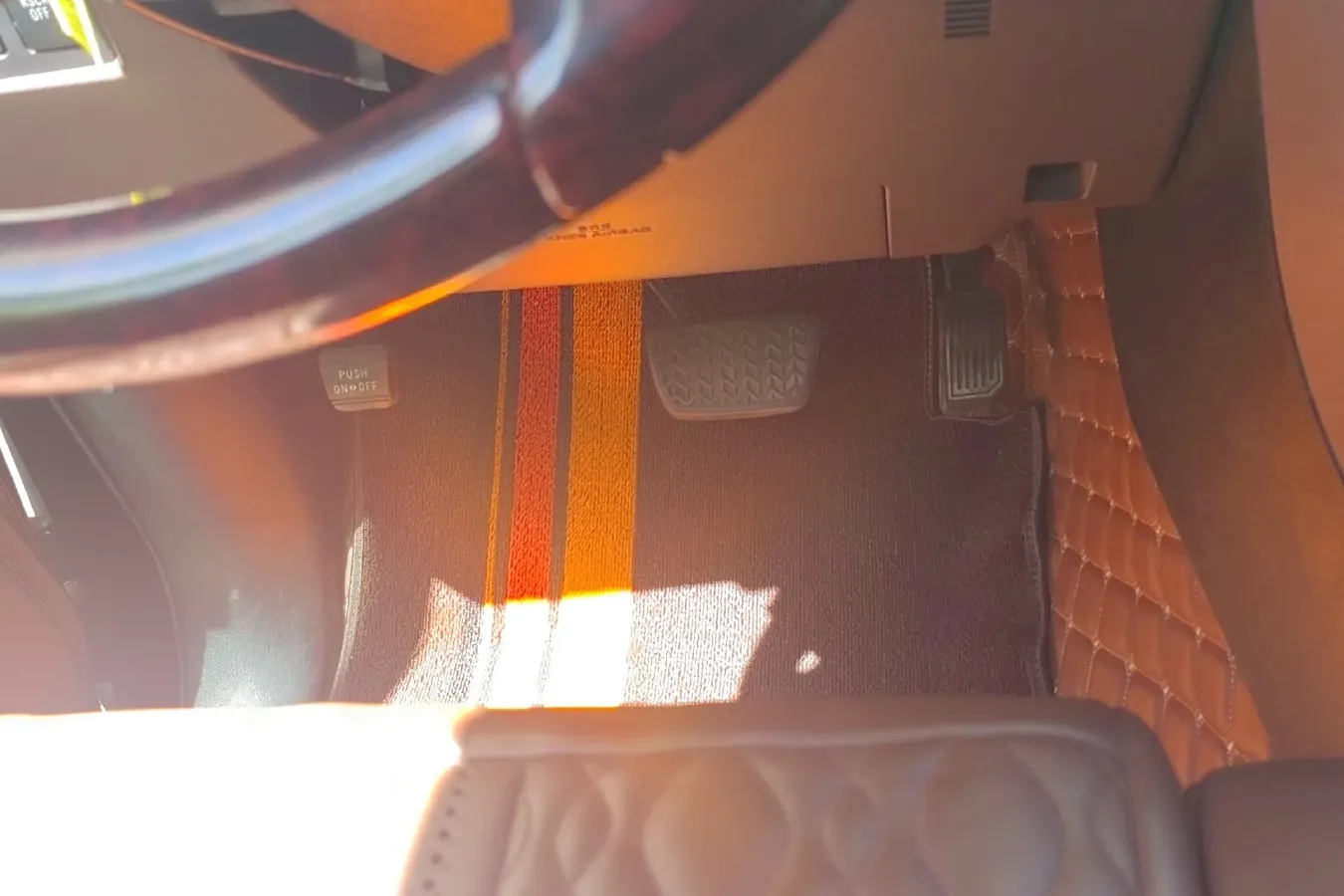 2010 Toyota Sequoia 5.7L 386HP V8 6AT,autocango,china used car exporter,china ev exporter,chinese used car exporter,chinese used ev exporter